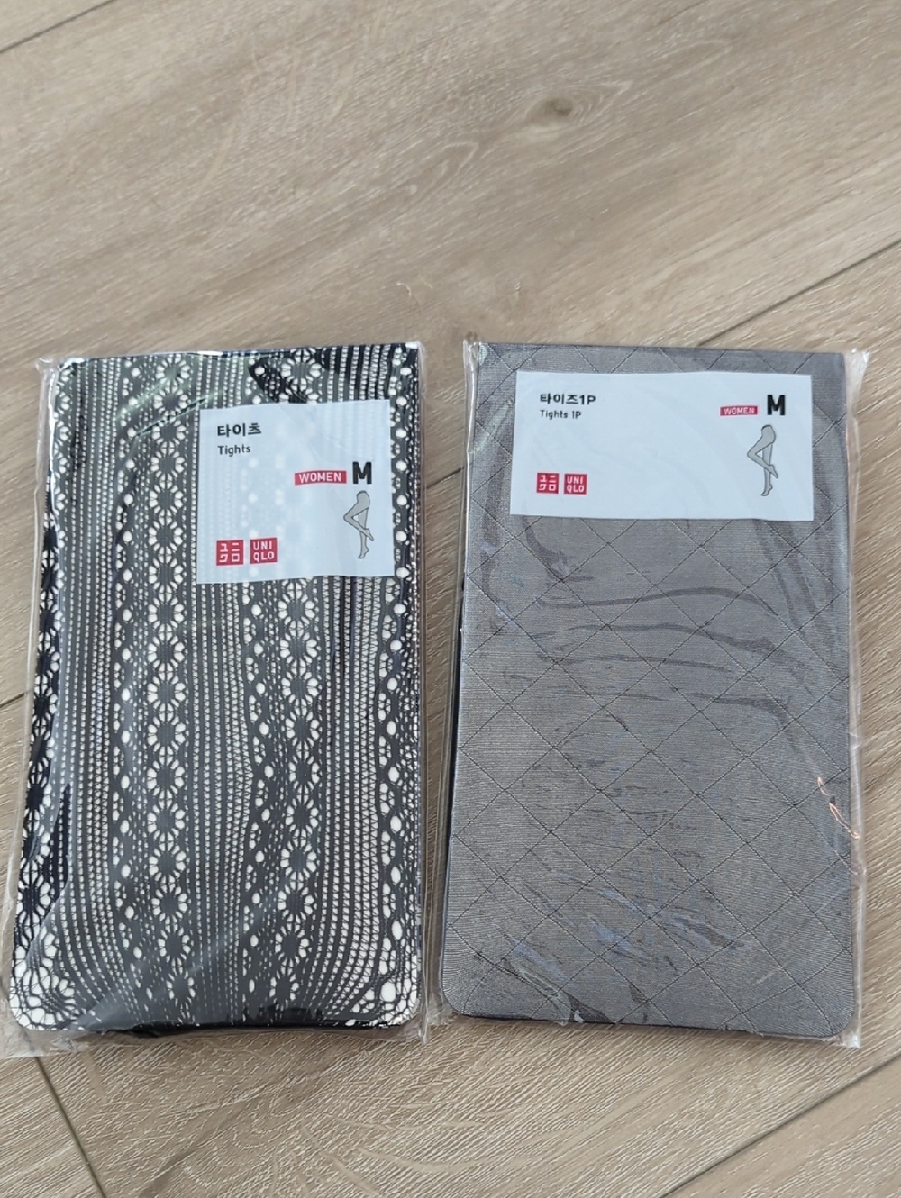Uniqlo Women's Black Lace and Diamond Knit Tights - M